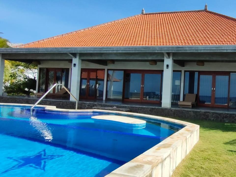 Coco Blu Villa Singaraja Exterior foto